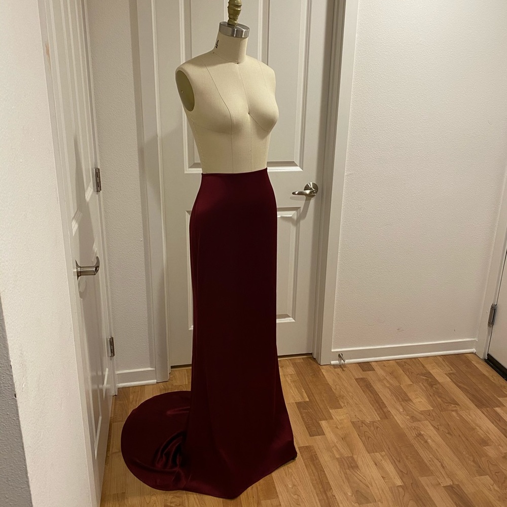 St. John Evening Collection Liquid Satin Skirt